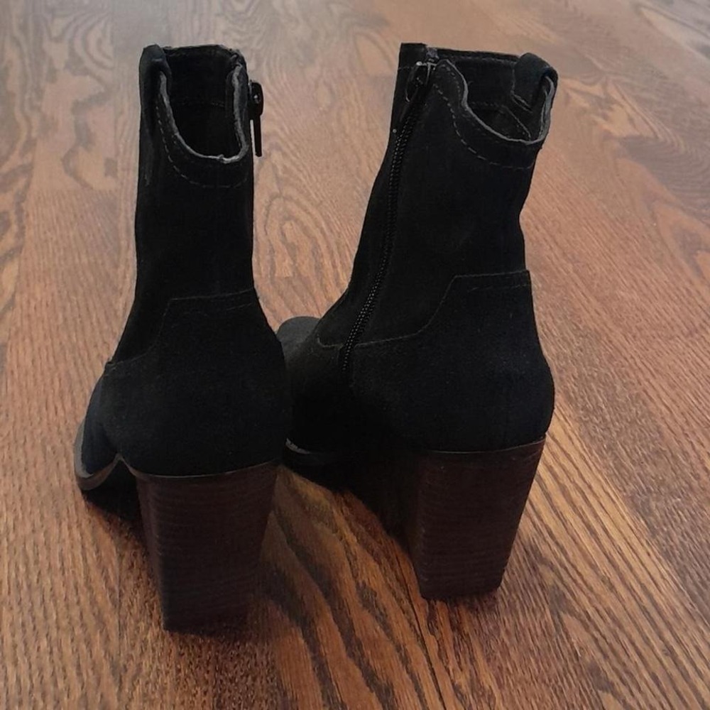 NWOB: Black Suede Western Ankle Boots Pointed Toe Women's 7 - Picture 5 of 8